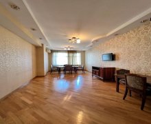 Satılır Yeni Tikili Elmlər akademiyası m., Yasamal r.