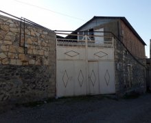 Satılır Həyət evi/villa Gəncə ş. Satılır Həyət evi/villa Gəncə ş.