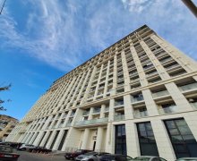 Satılır Yeni Tikili İçərişəhər m., Səbail r.