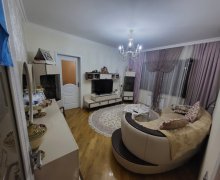 Satılır Köhnə Tikili 10-cu mikrorayon r., Sumqayıt ş. Satılır Köhnə Tikili 10-cu mikrorayon r., Sumqayıt ş.