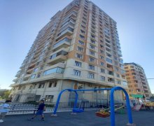 Satılır Yeni Tikili Azadlıq m., 7-ci mikrorayon, Binəqədi r.