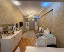 Satılır Yeni Tikili Xırdalan ş.