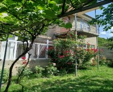 Kirayə (günlük) Həyət evi/villa Qax ş. Kirayə (günlük) Həyət evi/villa Qax ş.
