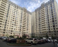 qara qarayevde satilan evler Qara Qarayev m., Nizami r.