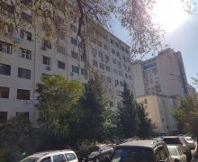 Satılır Köhnə Tikili Elmlər akademiyası m., Yasamal r.