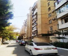 Satılır Köhnə Tikili Xalqlar dostluğu m., 8-ci kilometr, Nizami r.