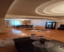 Satılır Yeni Tikili Xalqlar dostluğu m., Nizami r.