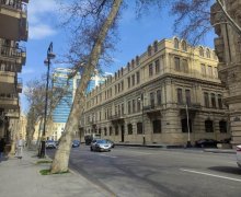 Satılır Köhnə Tikili Sahil m., Səbail r.