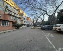 Satılır Köhnə Tikili Memar Əcəmi m., 4-cü mikrorayon, Nəsimi r.