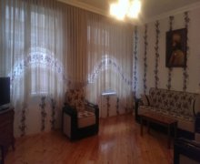 Kirayə (aylıq) Yeni Tikili Bayıl qəs., Səbail r. Kirayə (aylıq) Yeni Tikili Bayıl qəs., Səbail r.