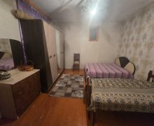 Kirayə (aylıq) Həyət evi/villa İnşaatçılar m., Yasamal qəs., Yasamal r.