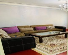 Satılır Köhnə Tikili Azadlıq m., 8-ci mikrorayon, Binəqədi r.