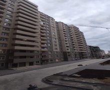 Satılır Yeni Tikili Yeni Günəşli qəs., Suraxanı r.