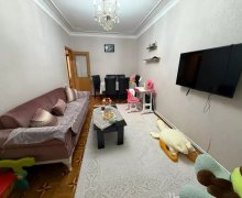 Satılır Köhnə Tikili Əhmədli m., Əhmədli, Xətai r.