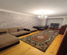 Satılır Köhnə Tikili Neftçilər m., Bakıxanov qəs., Sabunçu r.