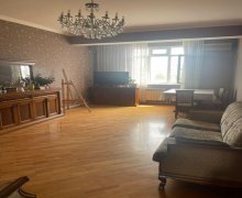 yasamalda kiraye aylıq evler 200-300 İnşaatçılar m., Yasamal r.