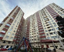 Satılır Yeni Tikili Dərnəgül m., 8-ci mikrorayon, Binəqədi r.