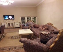 Kirayə (aylıq) Həyət evi/villa Elmlər akademiyası m., Badamdar qəs., Səbail r. Kirayə (aylıq) Həyət evi/villa Elmlər akademiyası m., Badamdar qəs., Səbail r.