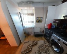 Satılır Köhnə Tikili 7-ci mikrorayon, Binəqədi r.