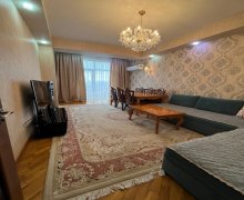 Satılır Yeni Tikili Memar Əcəmi m., Nəsimi r.