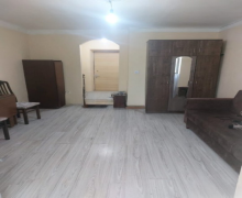 Satılır Köhnə Tikili Yasamal r.