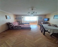 Satılır Köhnə Tikili Azadlıq m., Binəqədi r.