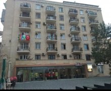 Satılır Köhnə Tikili Nizami m., Yasamal r.