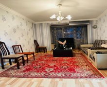 Satılır Köhnə Tikili Elmlər akademiyası m., Yasamal r.