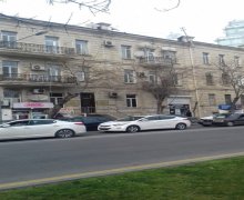 Satılır Köhnə Tikili 28 May m., Nəsimi r.