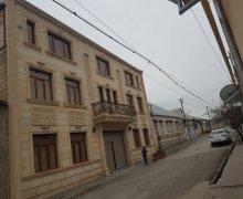 Satılır Həyət evi/villa Gəncə ş. Satılır Həyət evi/villa Gəncə ş.