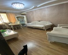 Satılır Köhnə Tikili Memar Əcəmi m., 2-ci mikrorayon, Nəsimi r.