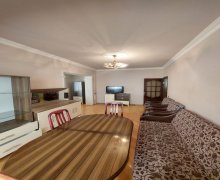 Kirayə (aylıq) Köhnə Tikili Elmlər akademiyası m., Yasamal r.