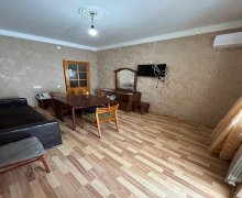 Satılır Köhnə Tikili Xalqlar dostluğu m., 8-ci kilometr, Nizami r. Satılır Köhnə Tikili Xalqlar dostluğu m., 8-ci kilometr, Nizami r.