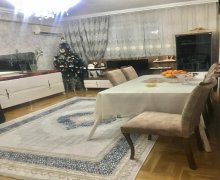 Satılır Yeni Tikili Xalqlar dostluğu m., Nizami r.