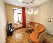 Kirayə (aylıq) Köhnə Tikili İçərişəhər m., Səbail r.