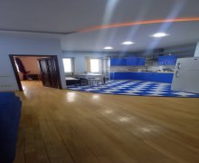 Satılır Yeni Tikili Elmlər akademiyası m., Yasamal r.