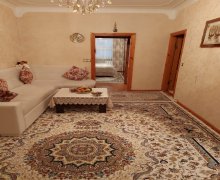 Satılır Köhnə Tikili Memar Əcəmi m., 9-cu mikrorayon, Binəqədi r.