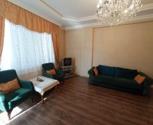 Kirayə (aylıq) Yeni Tikili Əhmədli m., Əhmədli, Xətai r. Kirayə (aylıq) Yeni Tikili Əhmədli m., Əhmədli, Xətai r.