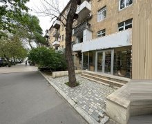 Kirayə (aylıq) Ofis Elmlər akademiyası m., Yasamal r. Kirayə (aylıq) Ofis Elmlər akademiyası m., Yasamal r.