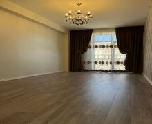 Satılır Yeni Tikili Yeni Günəşli qəs., Suraxanı r.