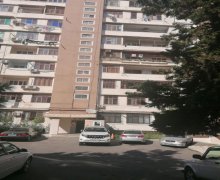 Satılır Köhnə Tikili Memar Əcəmi m., Nəsimi r.