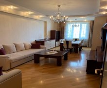 Satılır Yeni Tikili Memar Əcəmi m., 2-ci mikrorayon, Nəsimi r.