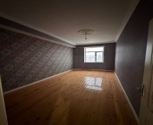 Satılır Yeni Tikili Xırdalan ş.