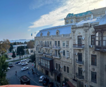 iceri seherde aylıq kiraye evler İçərişəhər m., Səbail r.