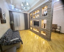 iceri seherde aylıq kiraye evler İçərişəhər m., Səbail r.