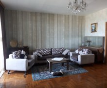 genclikde evlerin qiymeti Gənclik m., Nərimanov r.