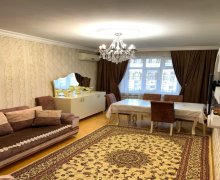 Satılır Köhnə Tikili Hövsan qəs., Suraxanı r.