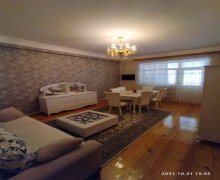 Satılır Köhnə Tikili Memar Əcəmi m., 6-cı mikrorayon, Binəqədi r.