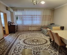 Satılır Köhnə Tikili Azadlıq m., 7-ci mikrorayon, Binəqədi r.