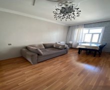 Satılır Köhnə Tikili Yeni Günəşli qəs., Suraxanı r.